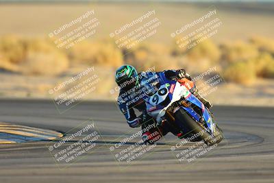 media/Nov-17-2024-CVMA (Sun) [[1fec520723]]/Race 18-Supersport Middleweight/